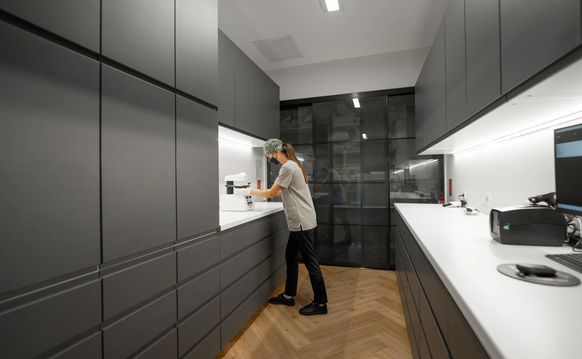 bloc-sterilisation-chirurgien-dentiste-pernes-les-fontaines Accueil Dentistes à Pernes-les-Fontaines | Pôle 158