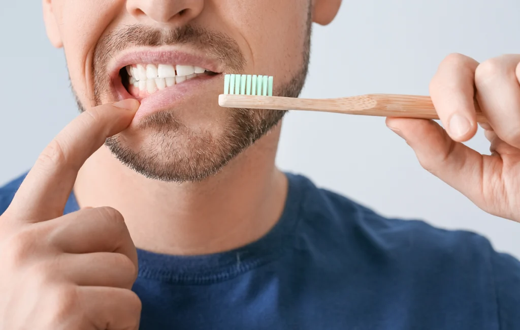 hygiene-dentistes-pernes-les-fontaines Blanchiment dentaire : comment conserver les résultats du traitement ? Dentistes à Pernes-les-Fontaines | Pôle 158