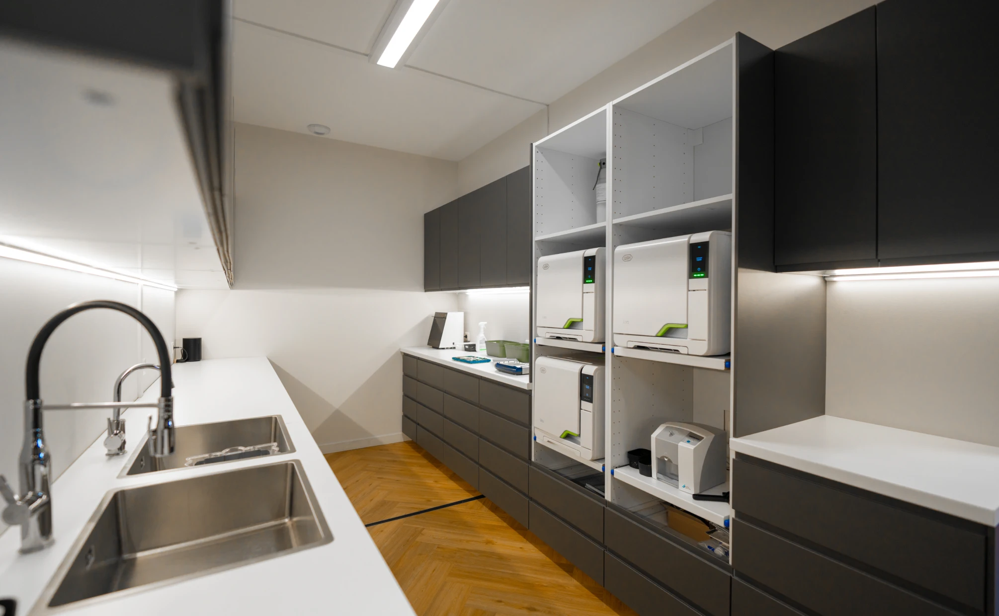 sterilisation-cabinet-dentaire-pole-158 Accueil Dentistes à Pernes-les-Fontaines | Pôle 158