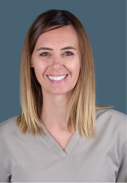 vanessa-assistate-dentaire Accueil Dentistes à Pernes-les-Fontaines | Pôle 158